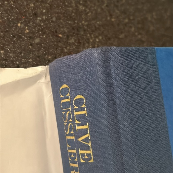 Treasure - A Dirk Pitt Novel by Clive Cussler Vtg 1988 - Picture 9 of 12